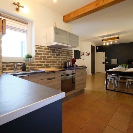 Melina - Appartement Dans Les Remparts De La Bastide Avec Parking Et Terrasse Carcassone Exterior photo